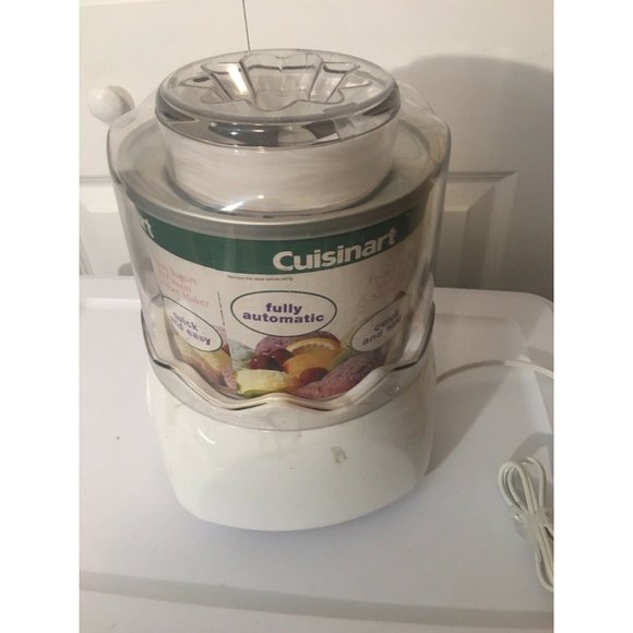 Cuisinart Frozen Yogurt Ice Cream & Sorbet Maker -MAKES 1.5 QUARTS /AUTOMATIC‎ - Picture 5 of 7